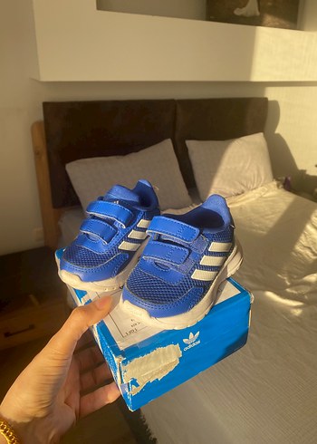 Mavi Erkek Çocuk Spor Ayakkabı adidas