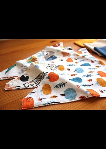 Çok Renkli Desenli Bebek Önlüğü 6'lı set - Görsel 4