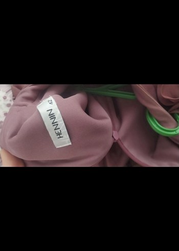 Uzun Kollu Mor İşlemeli Kadın Abiye - Görsel 4