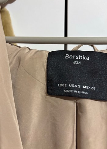 Bershka Bershka Kadın Peluş Mont Yüksek Yakalı