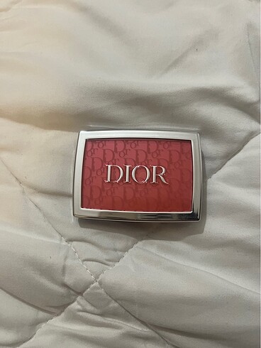 Dior rosy glow allık cherry 015