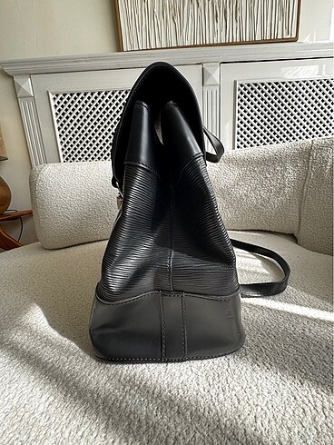 Louis Vuitton Louis vuitton epi deri çanta