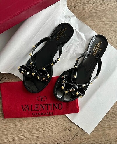 Valentino terlik