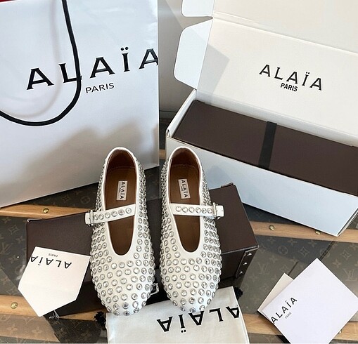 38 Beden Alaia babet