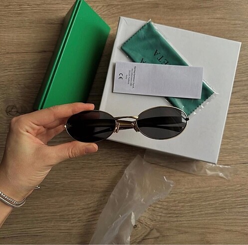 Bottega Veneta gözlük