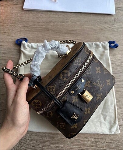Louis Vuitton Louıs vuıtton vanıty canta