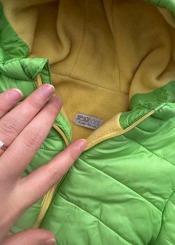 Kapüşonlu Yeşil Erkek Çocuk Montu - Görsel 2