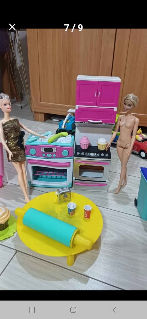 Renkli Pembe Mutfak ve Bebek Oyun Seti iki adet barby - Görsel 4