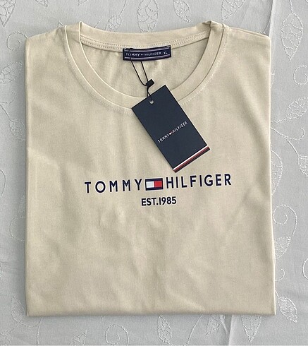 Tommy T-Shirt