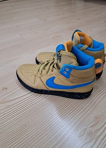 35 Beden camel Renk Orjinal Nike 35 numara 