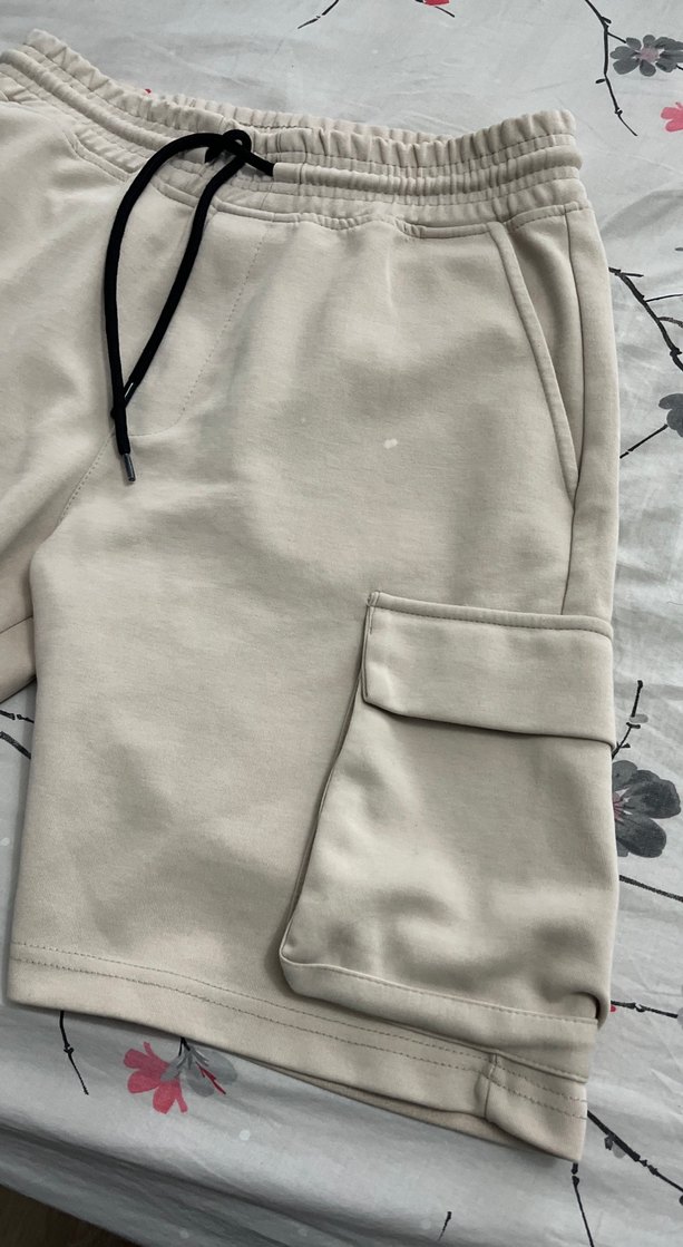 Beyaz Rahat Kesim Kısa Şort - Görsel 5