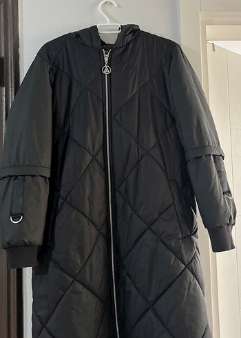 Uzun Siyah Fermuarlı Kadın Kışlık Mont - Görsel 4