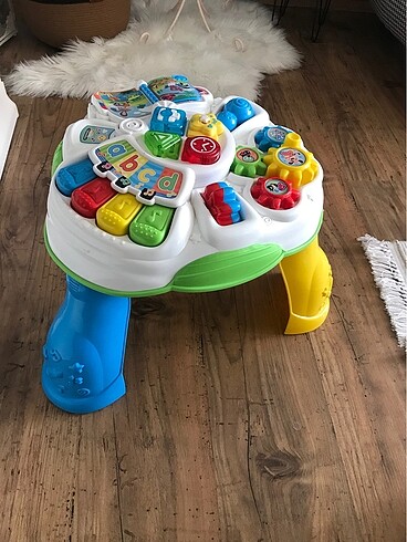 Clementoni türkçe konuşan eğitici aktivite masası