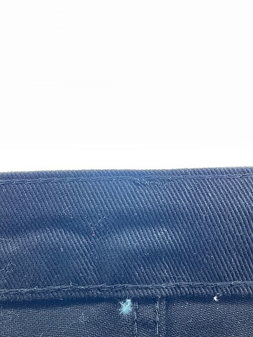 26 Beden siyah Renk PreLoved Jean / Kot %70 İndirimli.
