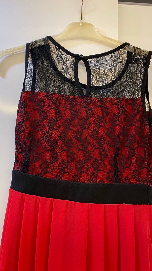 Kırmızı Dantel Detaylı Uzun Kadın Elbise - Görsel 3