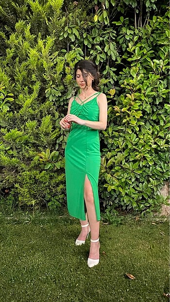 36 Beden Şık abiye elbise yeşil