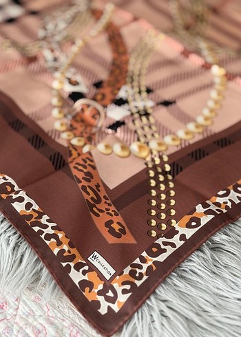 W collection İpek Eşarp