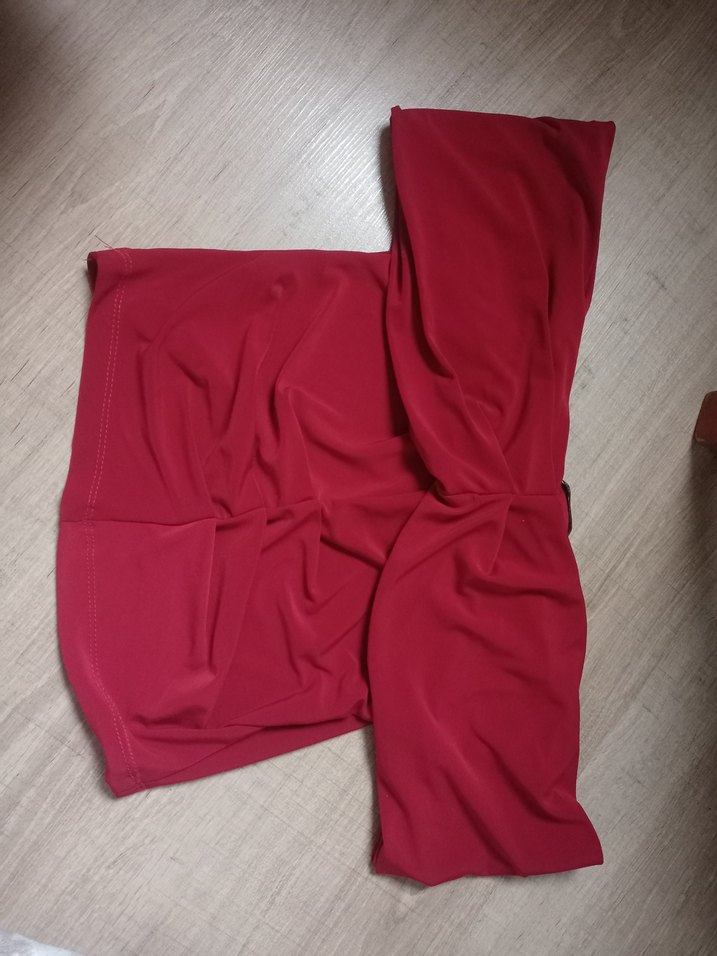Kırmızı Kadın crop - Görsel 2