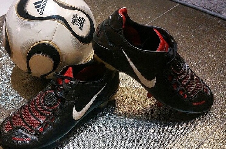 Koleksiyonluk Nike Total 90 Laser Black