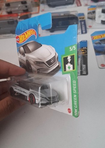Hot Wheels Nissan Leaf Nismo RC 02 Beyaz