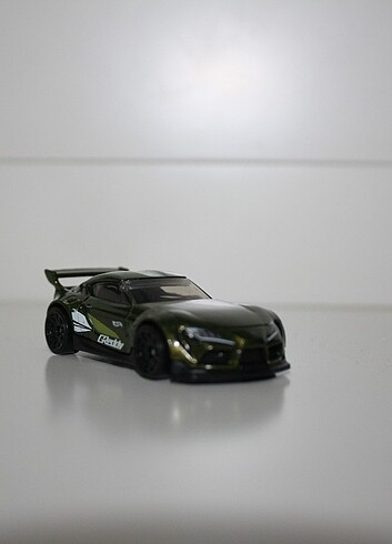  Temiz Supra MK5 ve Yanında 3 adet fantastik 