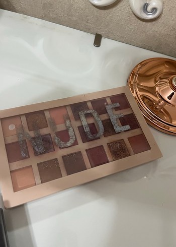 Bej Tonlarda MnDE Göz Farı Paleti - Görsel 2