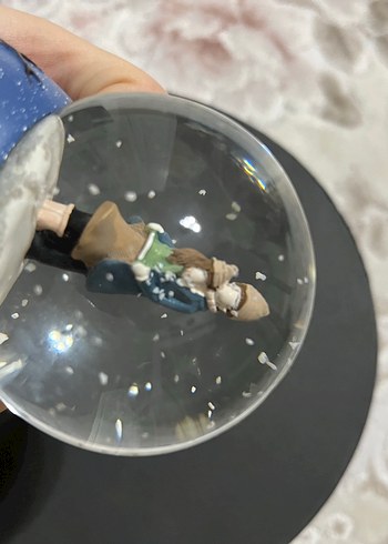 Mavi Kar Küresi Figürlü Süsleme - Görsel 2