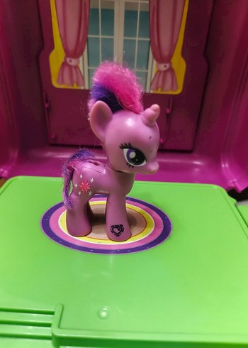 Twilight Sparkle - Görsel 2