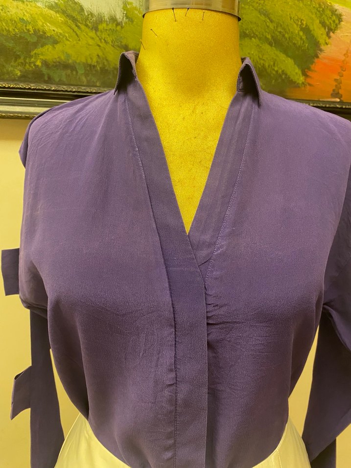 Mor V Yakalı Uzun Kollu Drapeli gömlek - Görsel 3