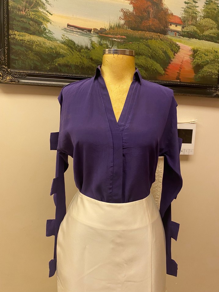 Mor V Yakalı Uzun Kollu Drapeli gömlek - Görsel 2