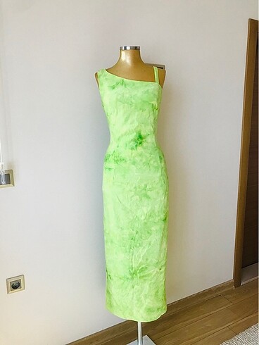 Elbise fıstık yeşili