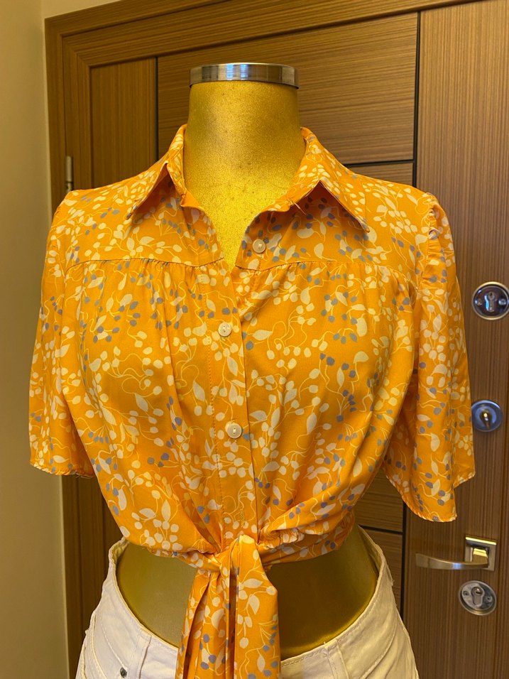 Sarı Bağlamalı Mini Bluz Gömlek - Görsel 2