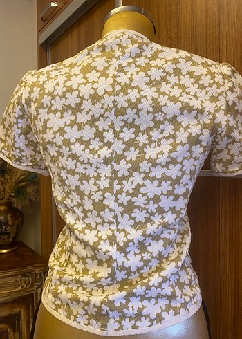 V yaka bej vintage kısa kollu gömlek - Görsel 7