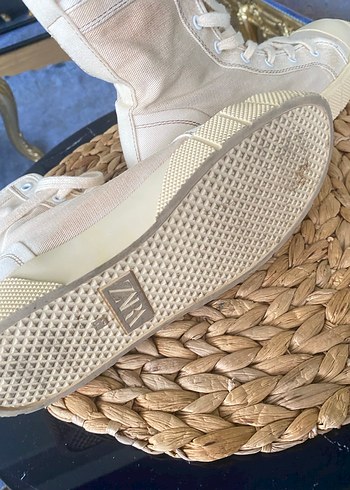 Bej Dolgu Topuklu Bağcıklı Kadın Spor Ayakkabı - Görsel 5