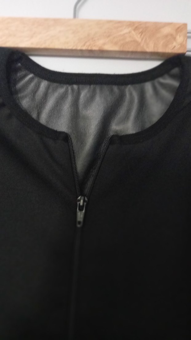 Kısa Kollu Siyah fermuarlı ceket - Görsel 2