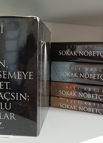 Beden Sokak Nöbetçileri Kutulu Seti