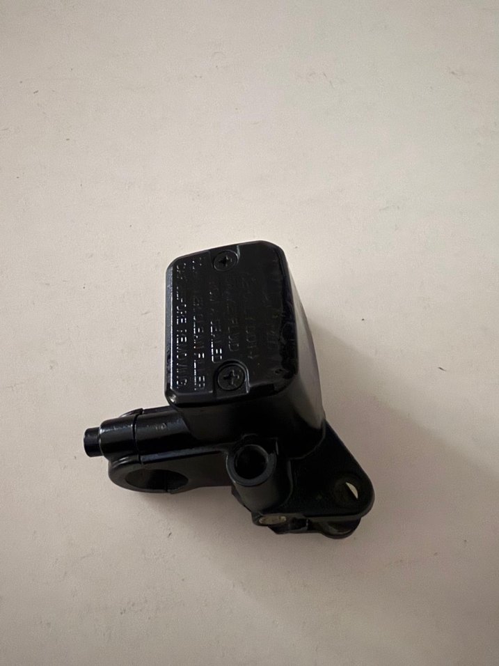 Srk 125 R Ön Fren Hidrolik Kutusu - Görsel 2