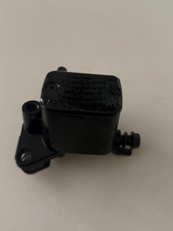 Srk 125 R Ön Fren Hidrolik Kutusu - Görsel 5