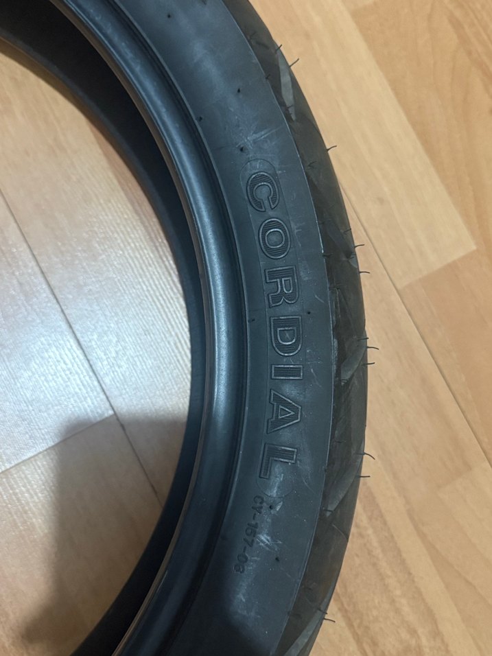 Srk 125r lastik ön arka - Görsel 4