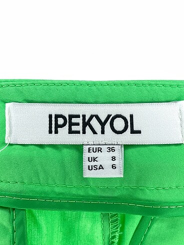 36 Beden yeşil Renk ipekyol Mini Şort %70 İndirimli.