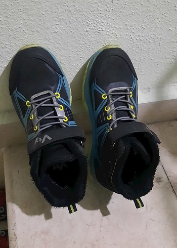 Deichmann Çocuk Bot