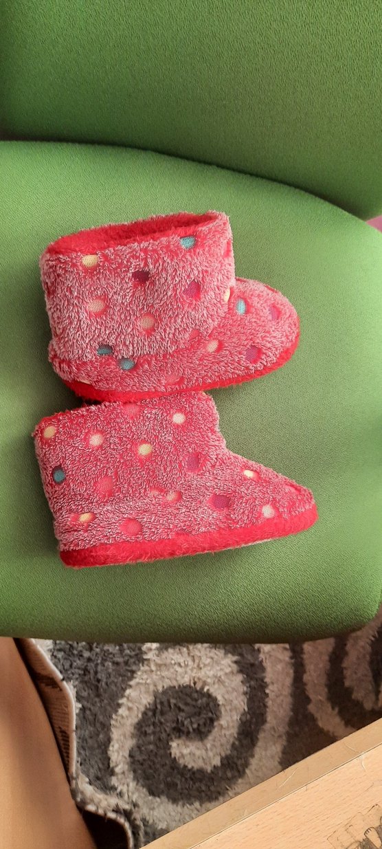 Kızlar için Renkli Örgü Sıcak Ev botu - Görsel 4