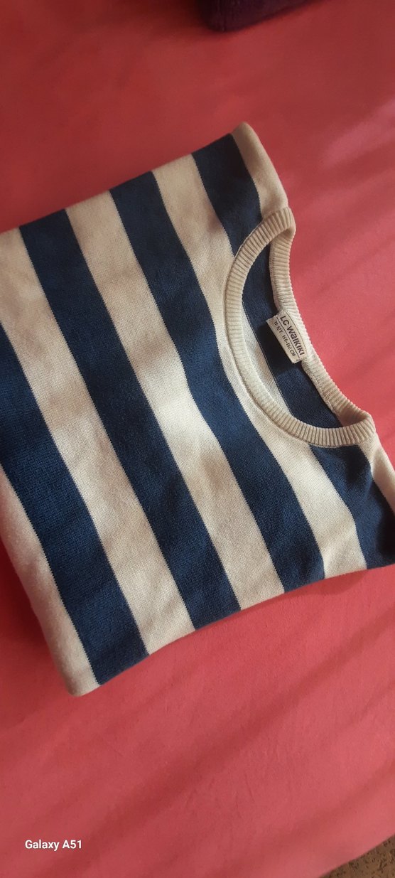 Mavi Beyaz Çizgili Triko - Görsel 3