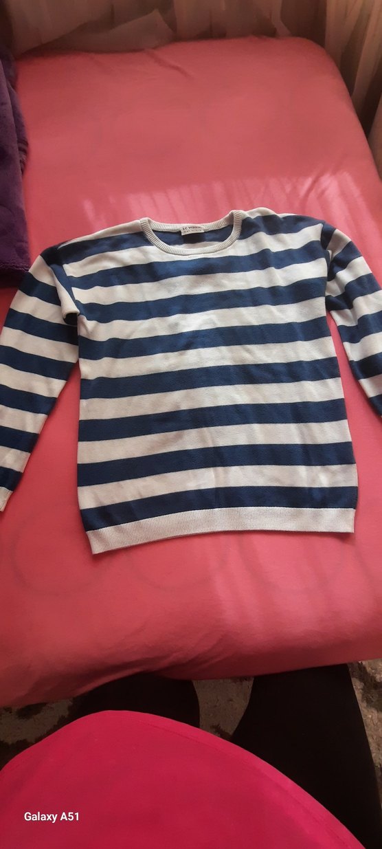 Mavi Beyaz Çizgili Triko - Görsel 4