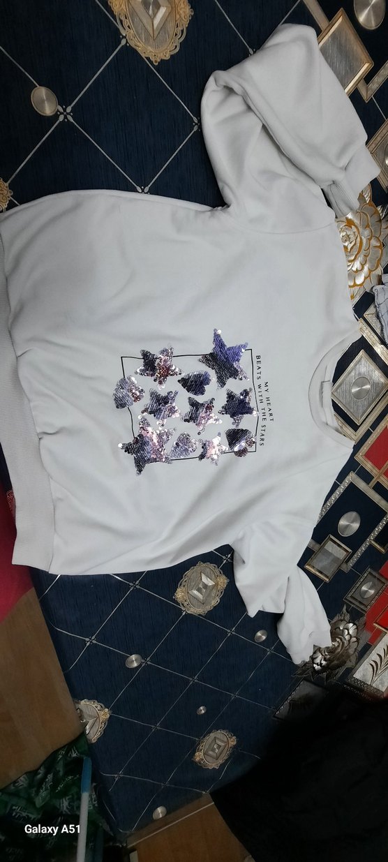 Payet Detaylı Beyaz Uzun Kollu Sweatshirt - Görsel 4