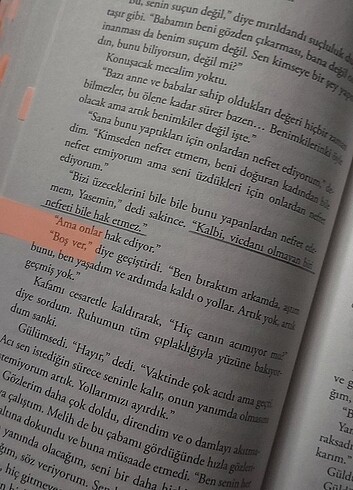 Beden Çiçekler ve Yasemin - Sümeyye Demirkan
