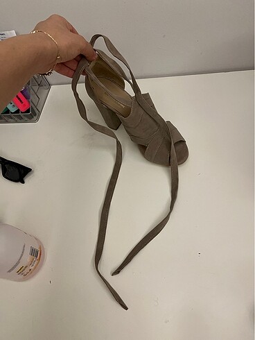 Süet topuklu ayakkabı - Görsel 3