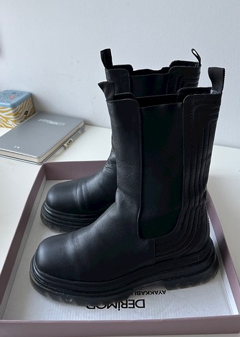 Derimod Siyah Deri Platform Topuklu Tokalı Kadın Bot - Görsel 3