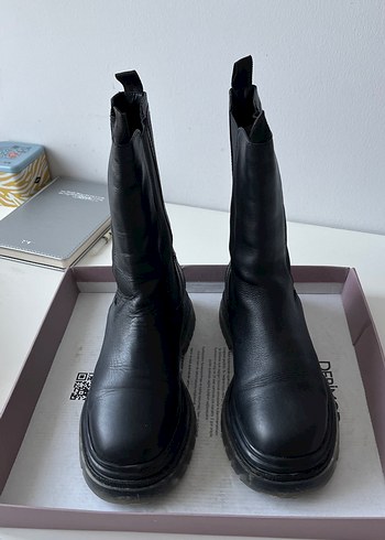 Derimod Siyah Deri Platform Topuklu Tokalı Kadın Bot - Görsel 2