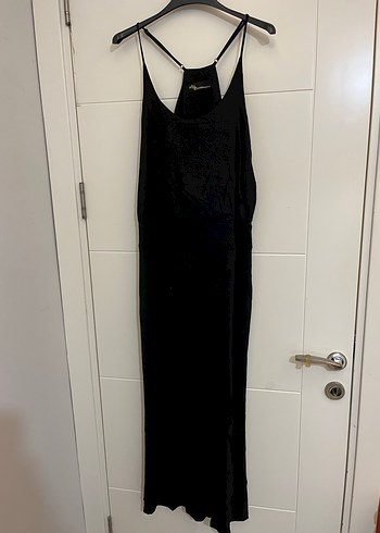 Adil ışık x cengiz abazoğlu koleksiyonu Siyah Uzun Askılı elbise - Görsel 3